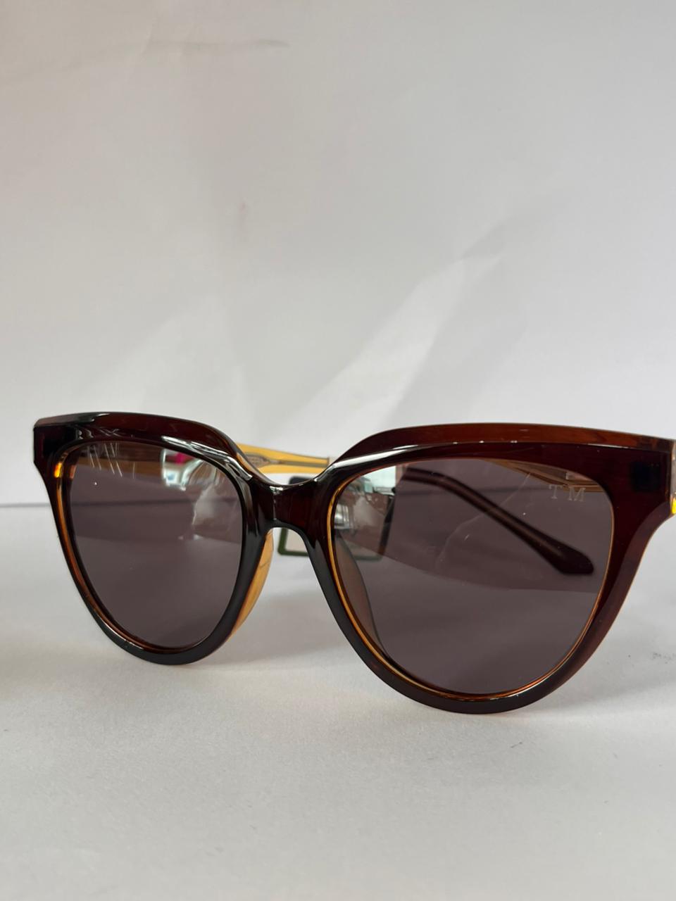 Óculos de Sol Feminino Cíntia - Linha Tati Mendonça